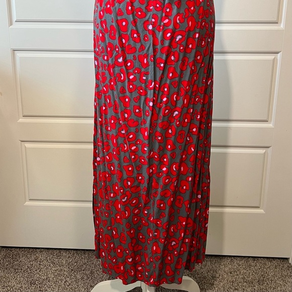 Beautiful Nomad Women’s SM Maxi Floral Red & Gray Leopard Print Sleeveless Dress - Picture 5 of 8